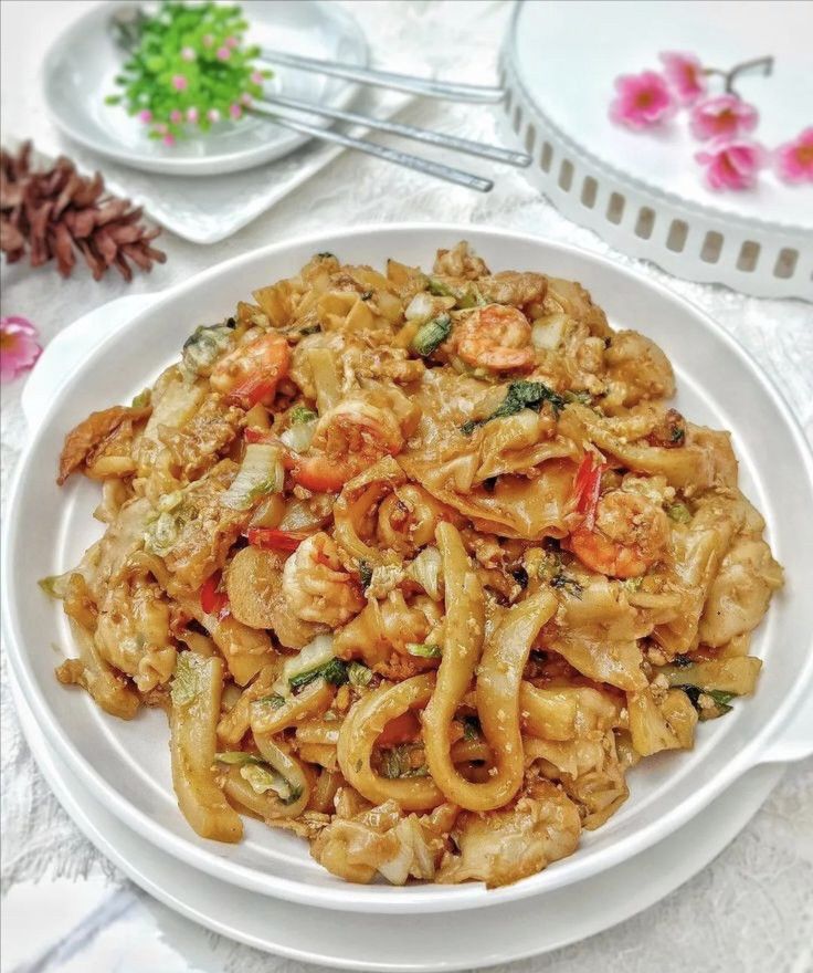 Kwetiau goreng / kuah