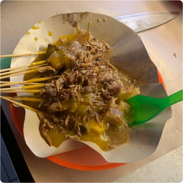 Sate daging kuah padang