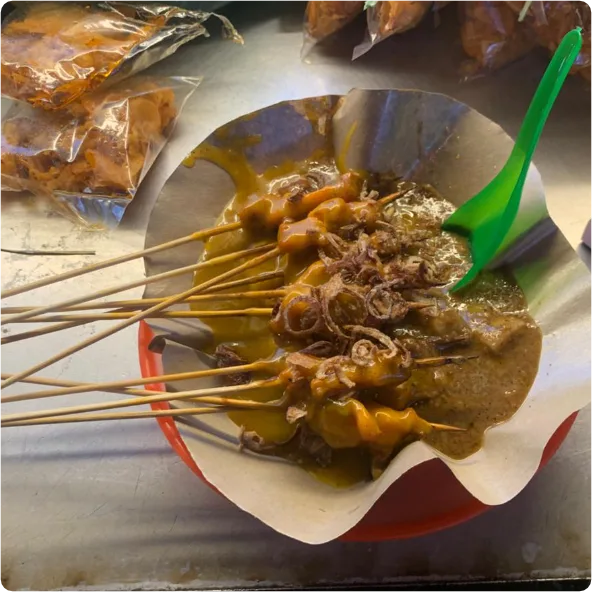 sate ayam kuah campur